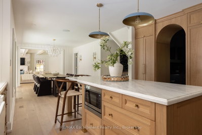 130 Edgecliffe Place • Burlington, ON photo 9