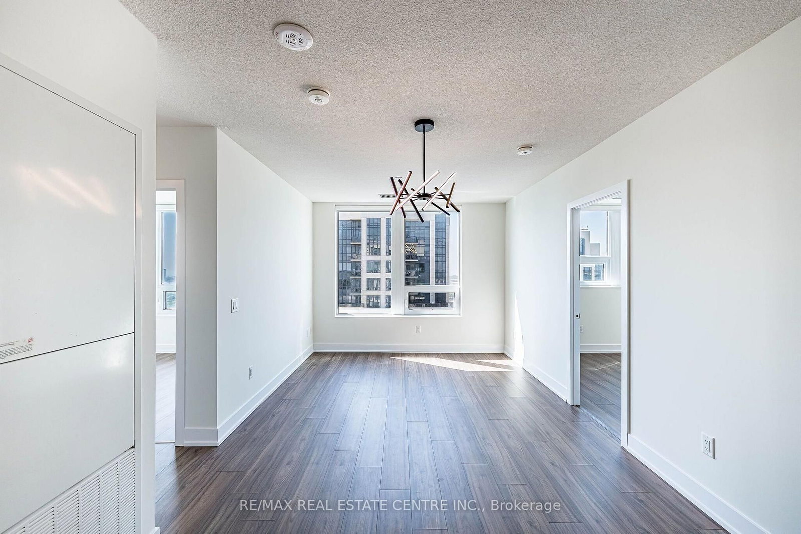 10 Eva Road • #ph01 • Toronto, ON photo 7