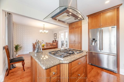 20 Fleming Brampton,ON L6Y 1K1 — Photo 13