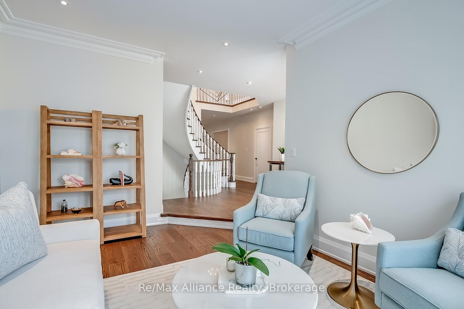 2182 Galloway Drive • Oakville, ON photo 10