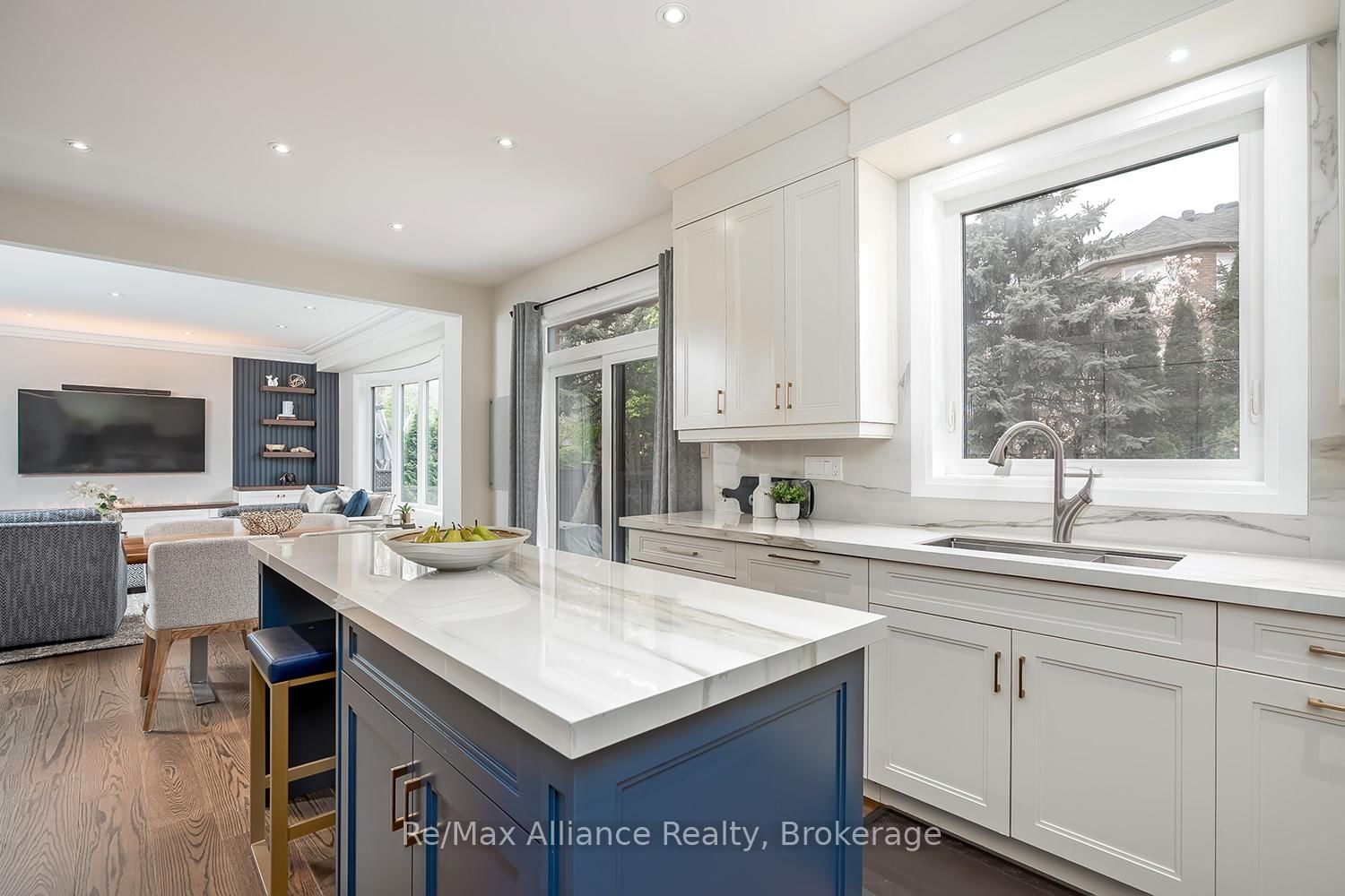 2182 Galloway Drive • Oakville, ON photo 20