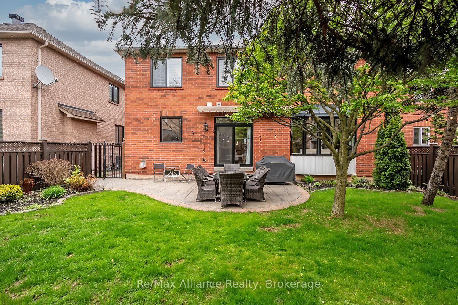 2182 Galloway Drive • Oakville, ON photo 46