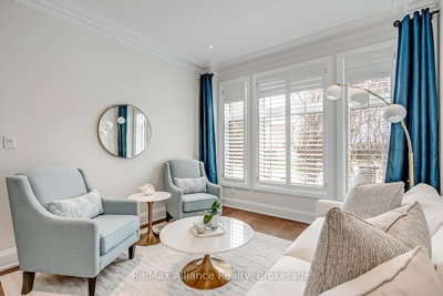 2182 Galloway Drive • Oakville, ON photo 9