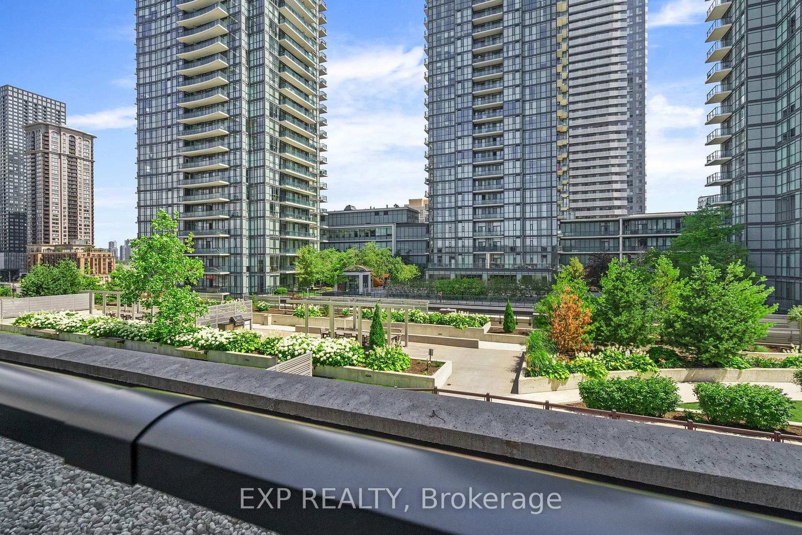 4055 Parkside Village Drive • #617 • Mississauga, ON photo 10