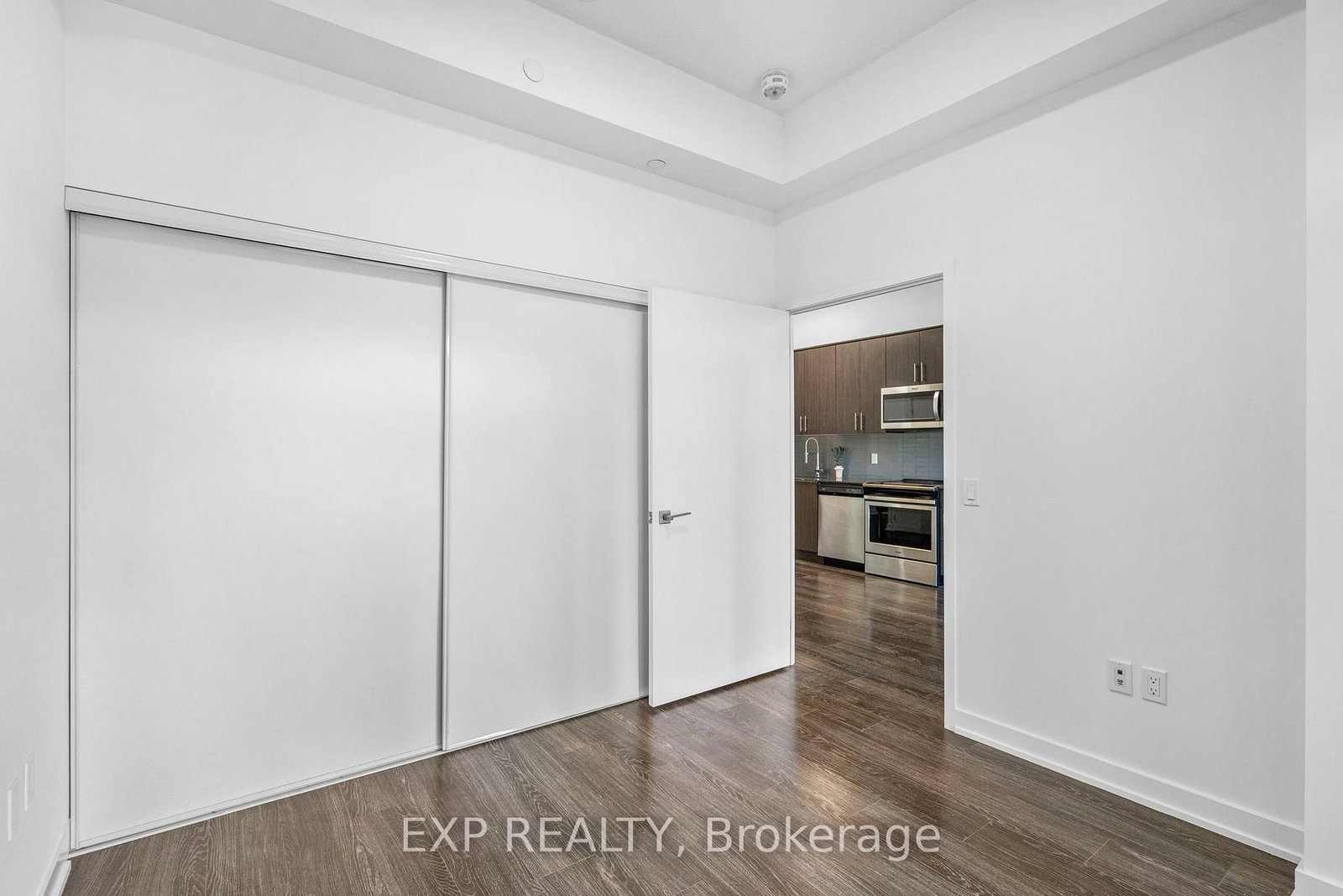 4055 Parkside Village Drive • #617 • Mississauga, ON photo 13