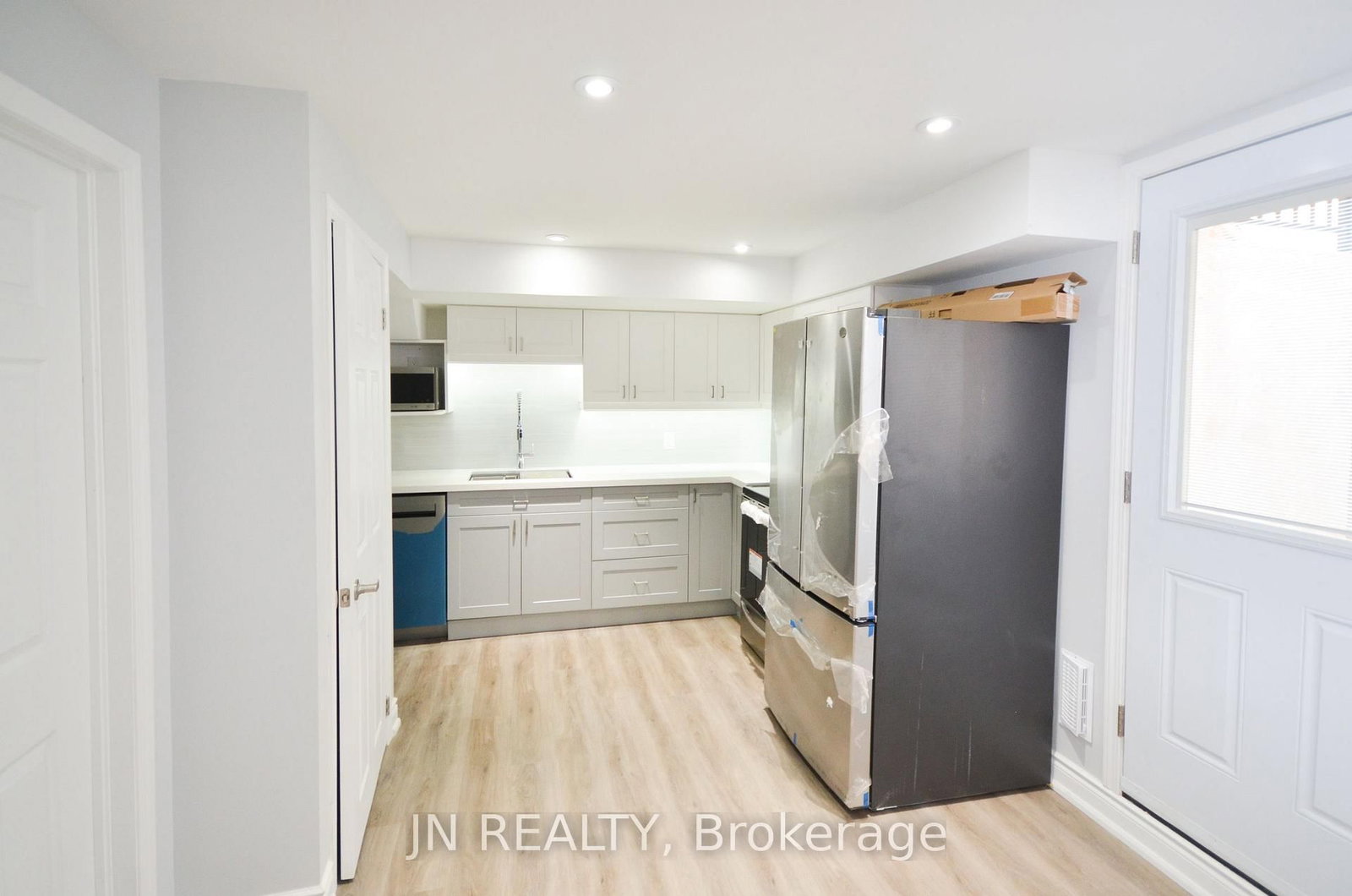 Lower - 34 McEchearn Crescent, Brampton 4