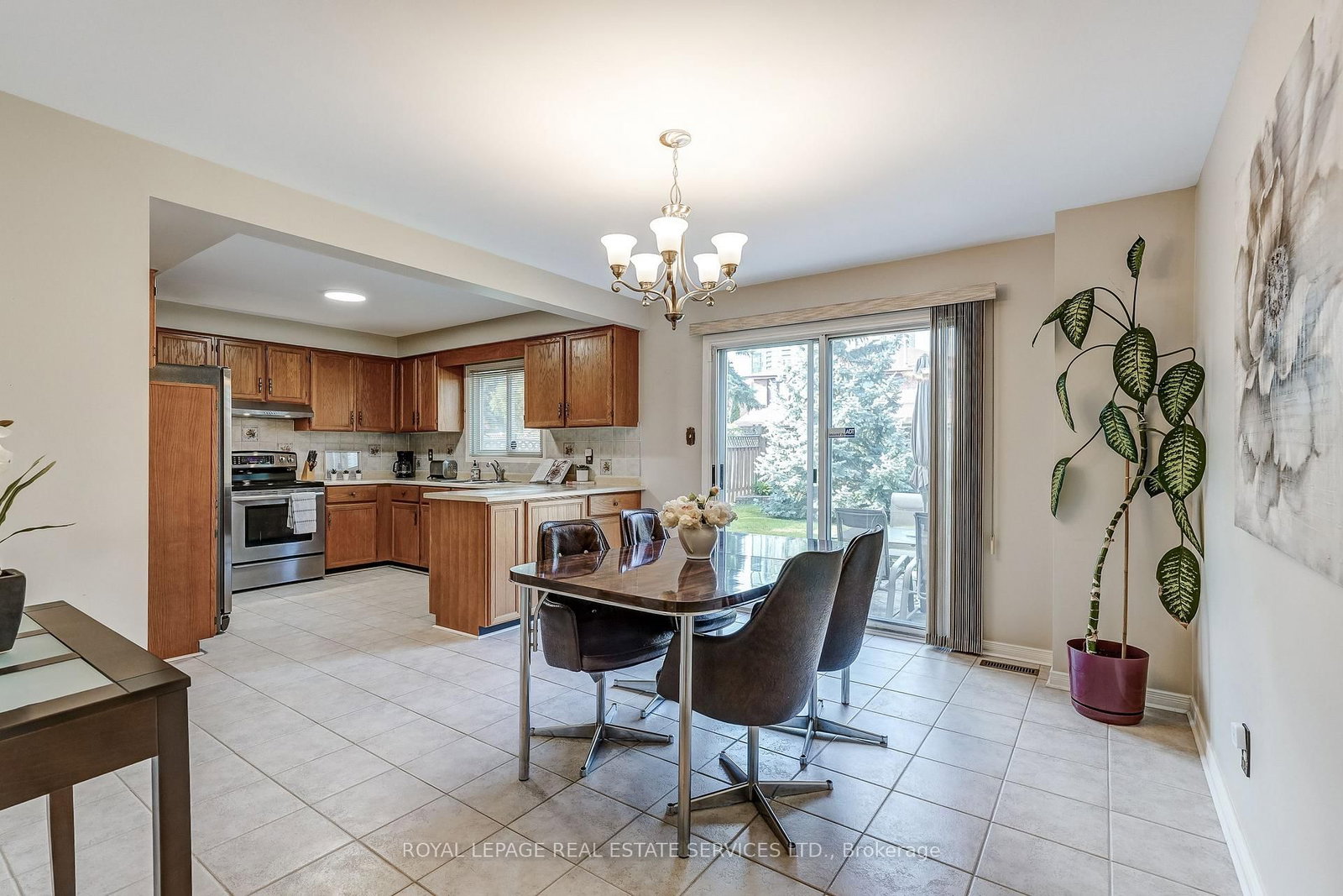 4217 Schneider Court • Mississauga, ON photo 11