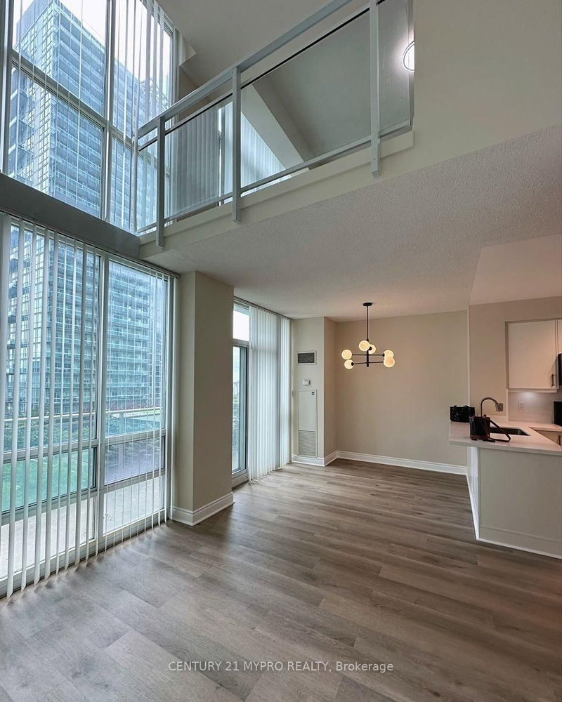 home for lease on 914-3939 Duke Of York Boulevard