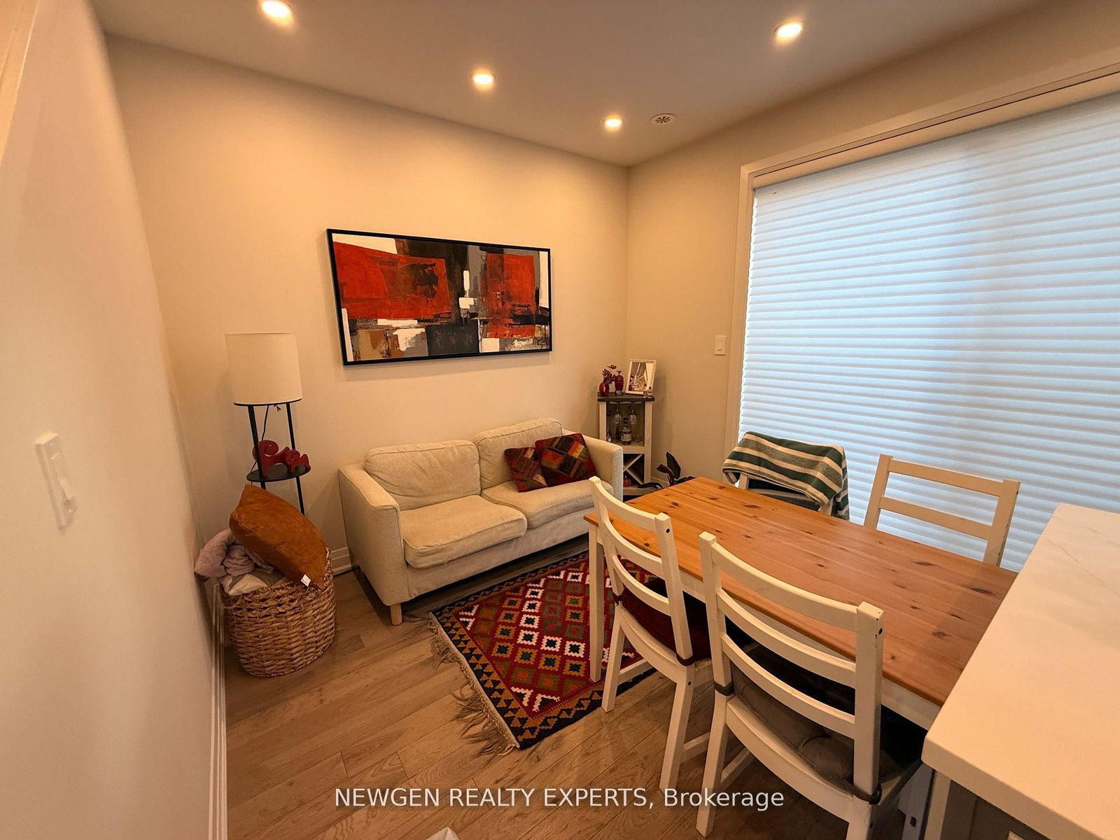 14 Wild Rose Gardens, Toronto, ON, photo 2