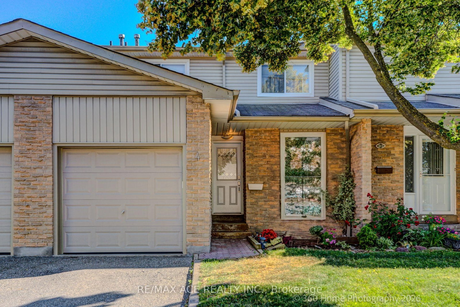 Townhouse for sale at 4-5536 Montevideo Road, Mississauga, Ontario, L5N 2P4 - Meadowvale - MLS: W13545158
