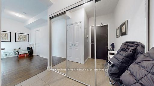 225 Webb Mississauga,ON L5B 4P2 — Photo 9