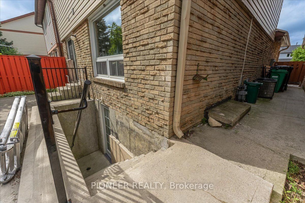 22 Wolverton Crescent • Brampton, ON photo 39