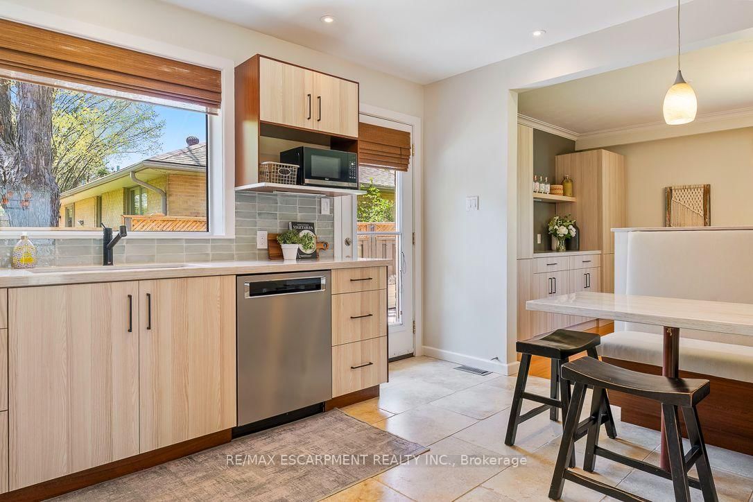 1548 Wembury Road • Mississauga, ON photo 18