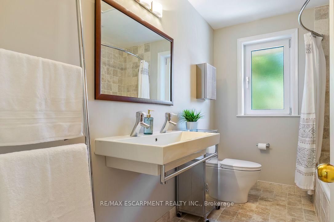1548 Wembury Road • Mississauga, ON photo 31