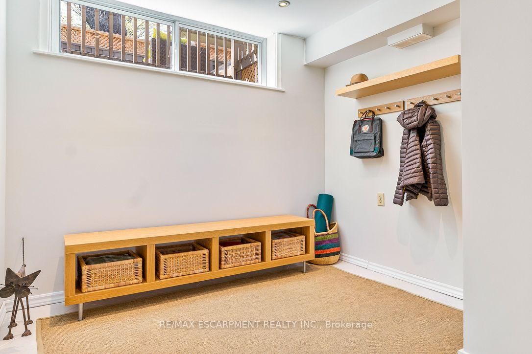 1548 Wembury Road • Mississauga, ON photo 36