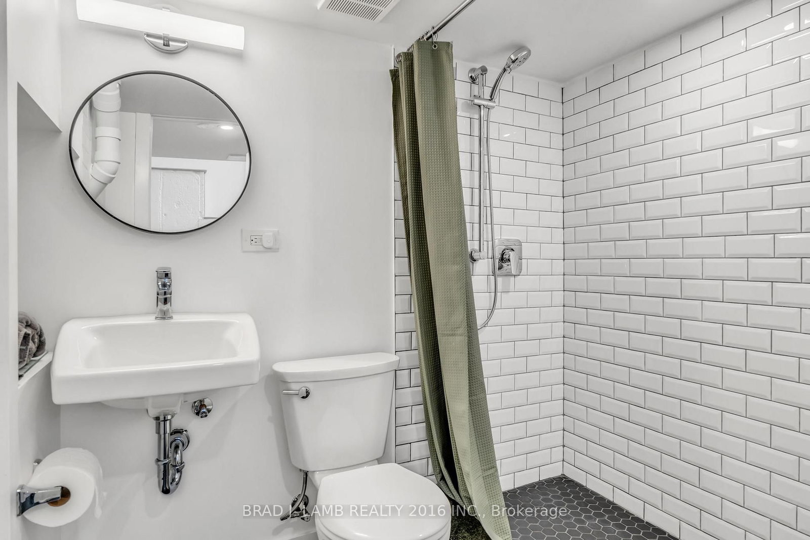 794 The Queensway • Toronto, ON photo 11