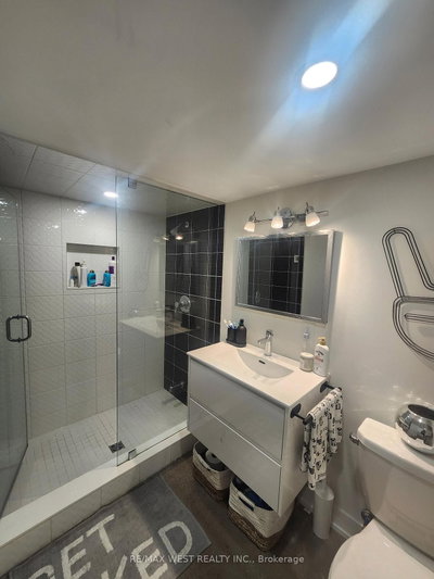 Unit Basement — 967 Dovercourt Road — photo 5