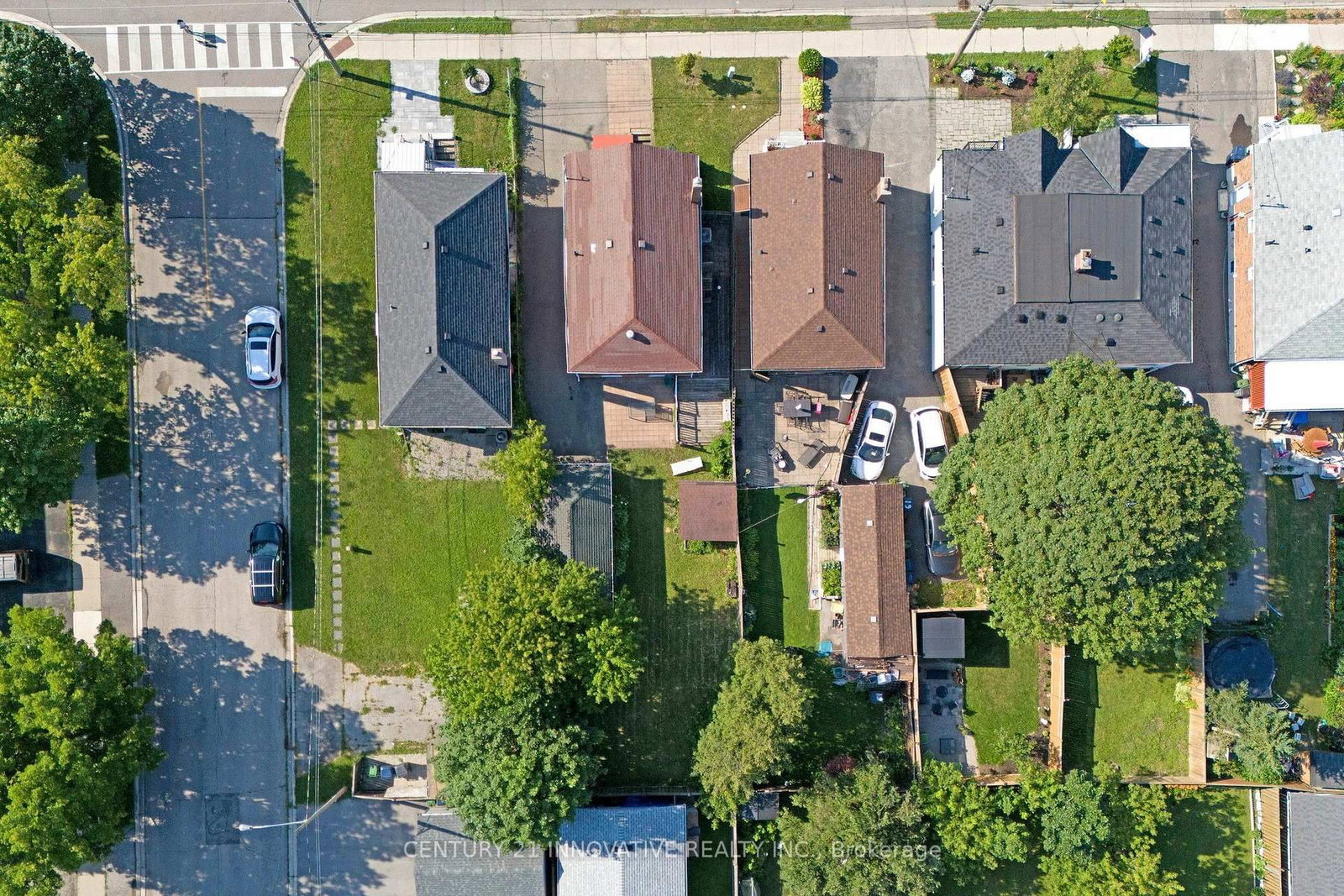 59 Manitoba Street • Toronto, ON photo 40
