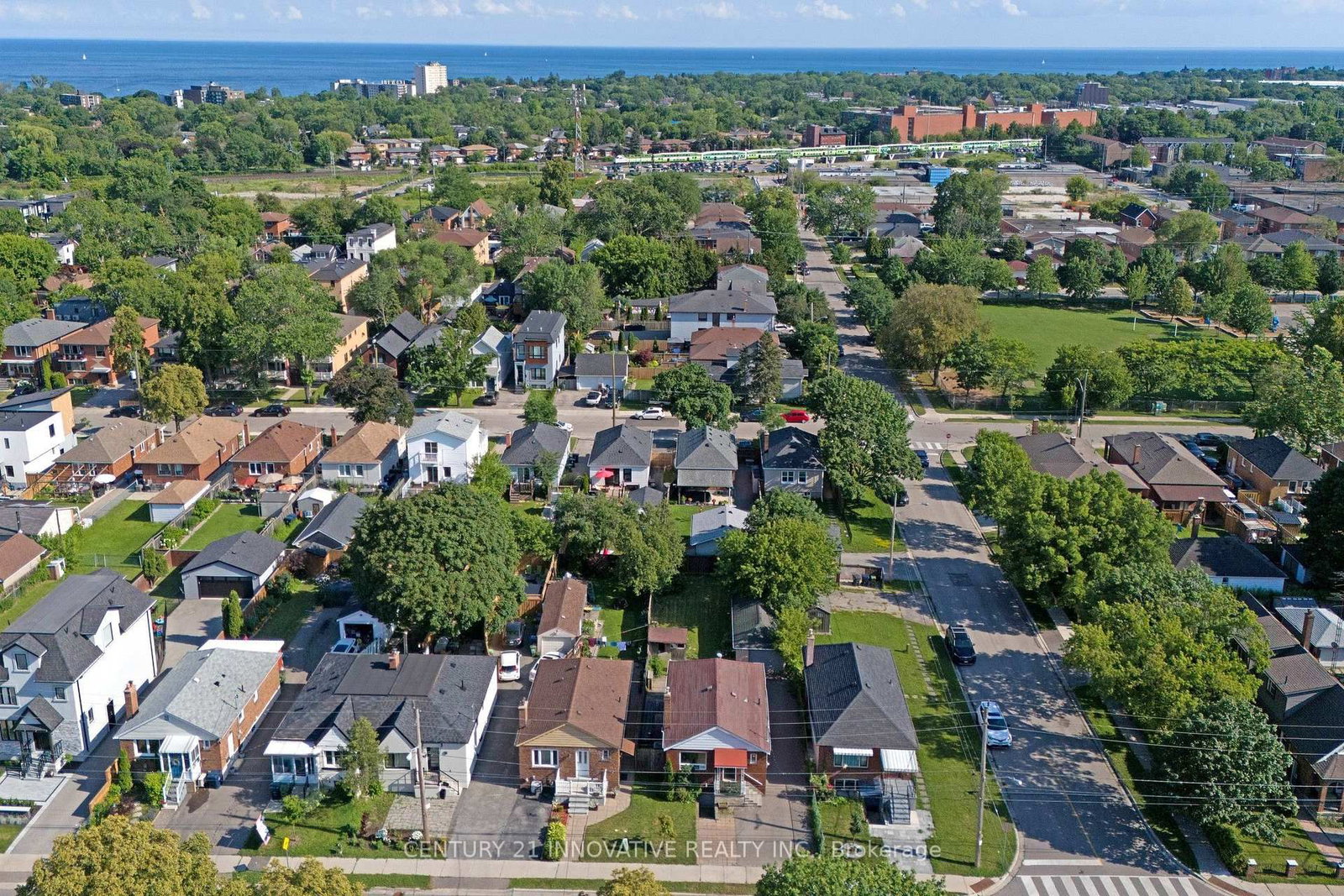 59 Manitoba Street • Toronto, ON photo 42