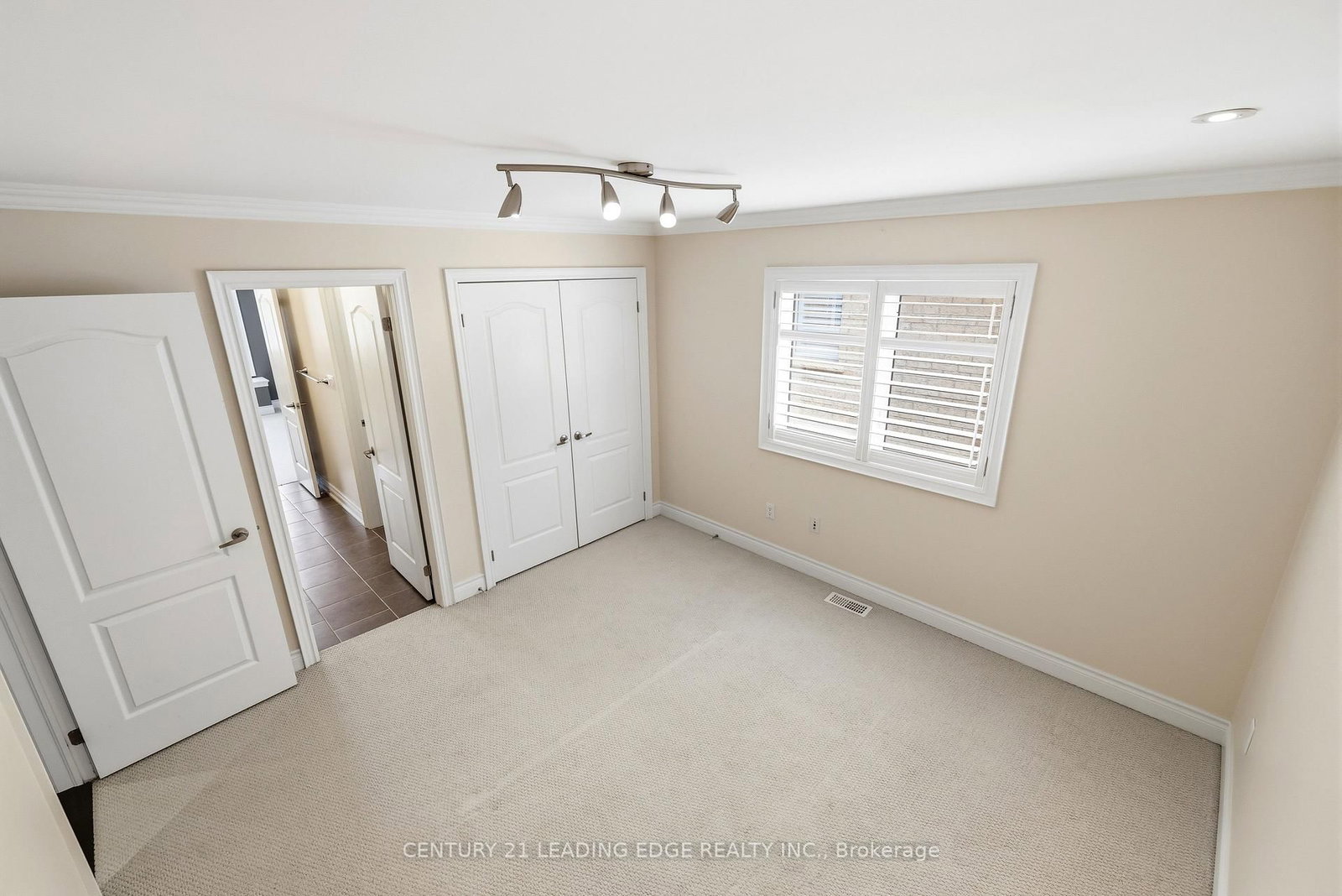 1632 Barbertown Road • Mississauga, ON photo 27
