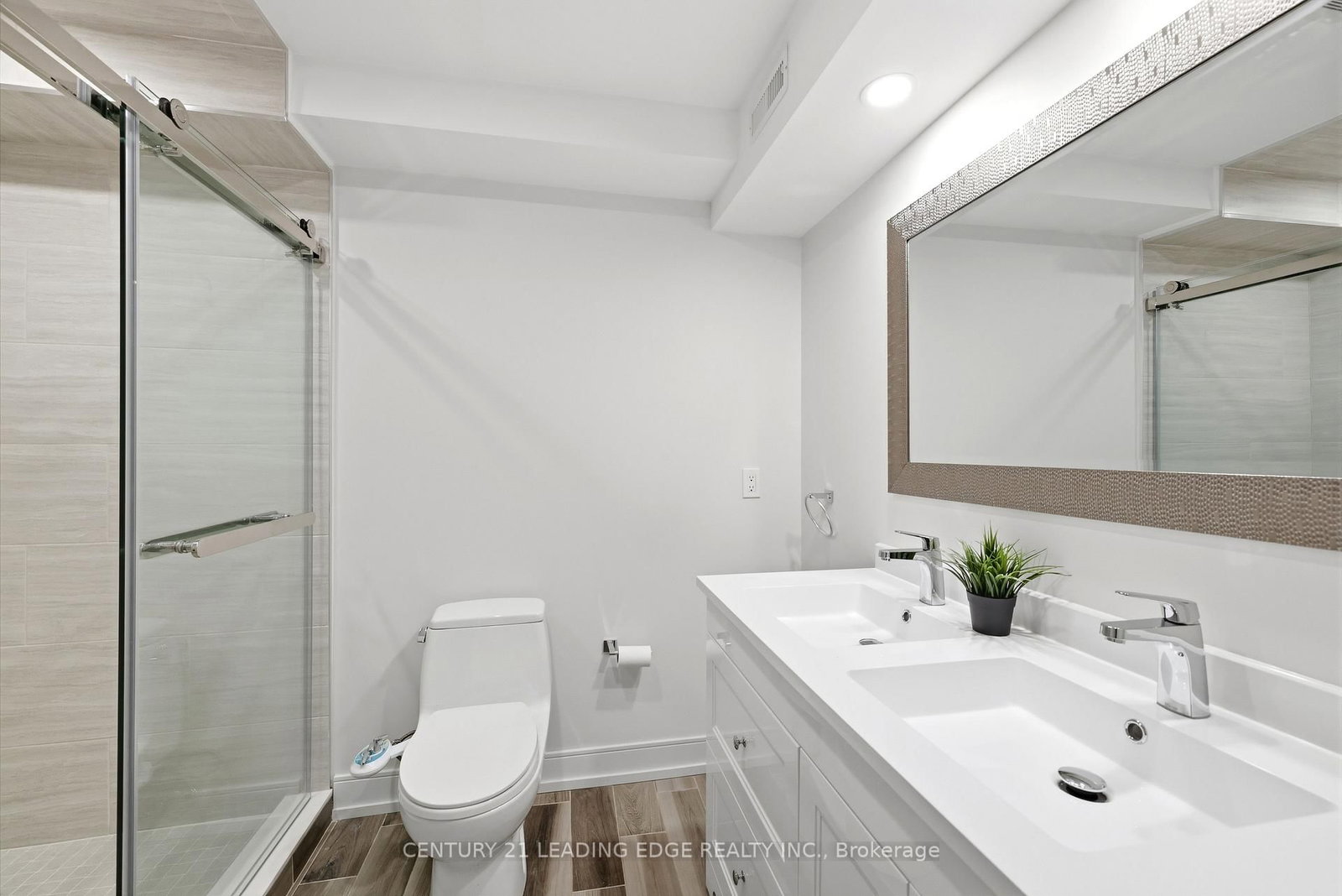 1632 Barbertown Road • Mississauga, ON photo 39