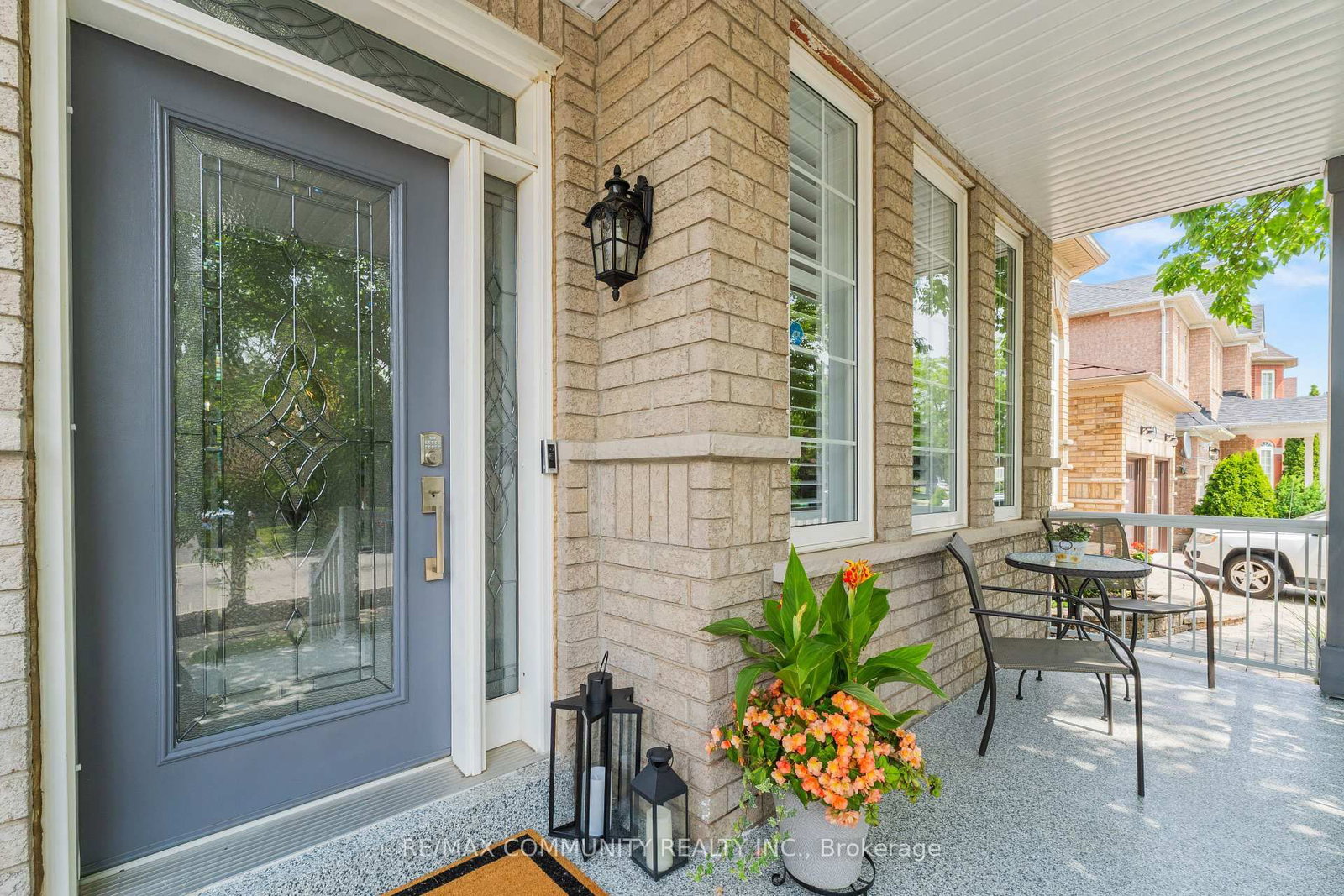 5673 Pegasus Street • Mississauga, ON photo 3