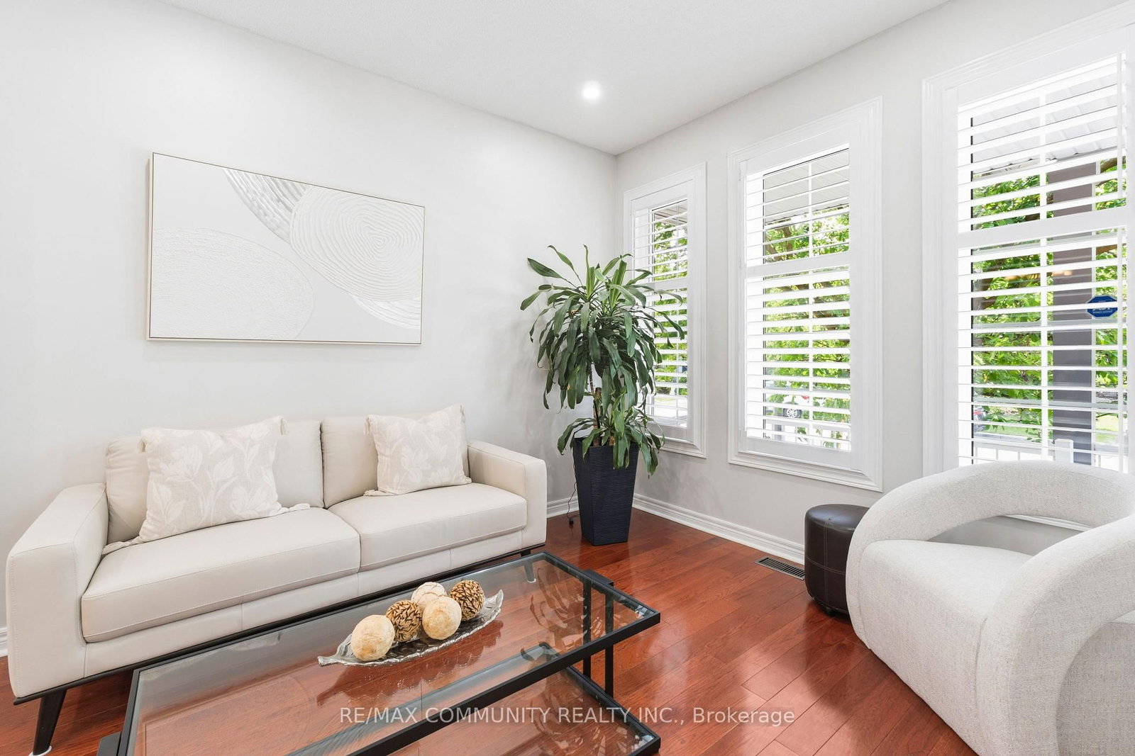 5673 Pegasus Street • Mississauga, ON photo 4