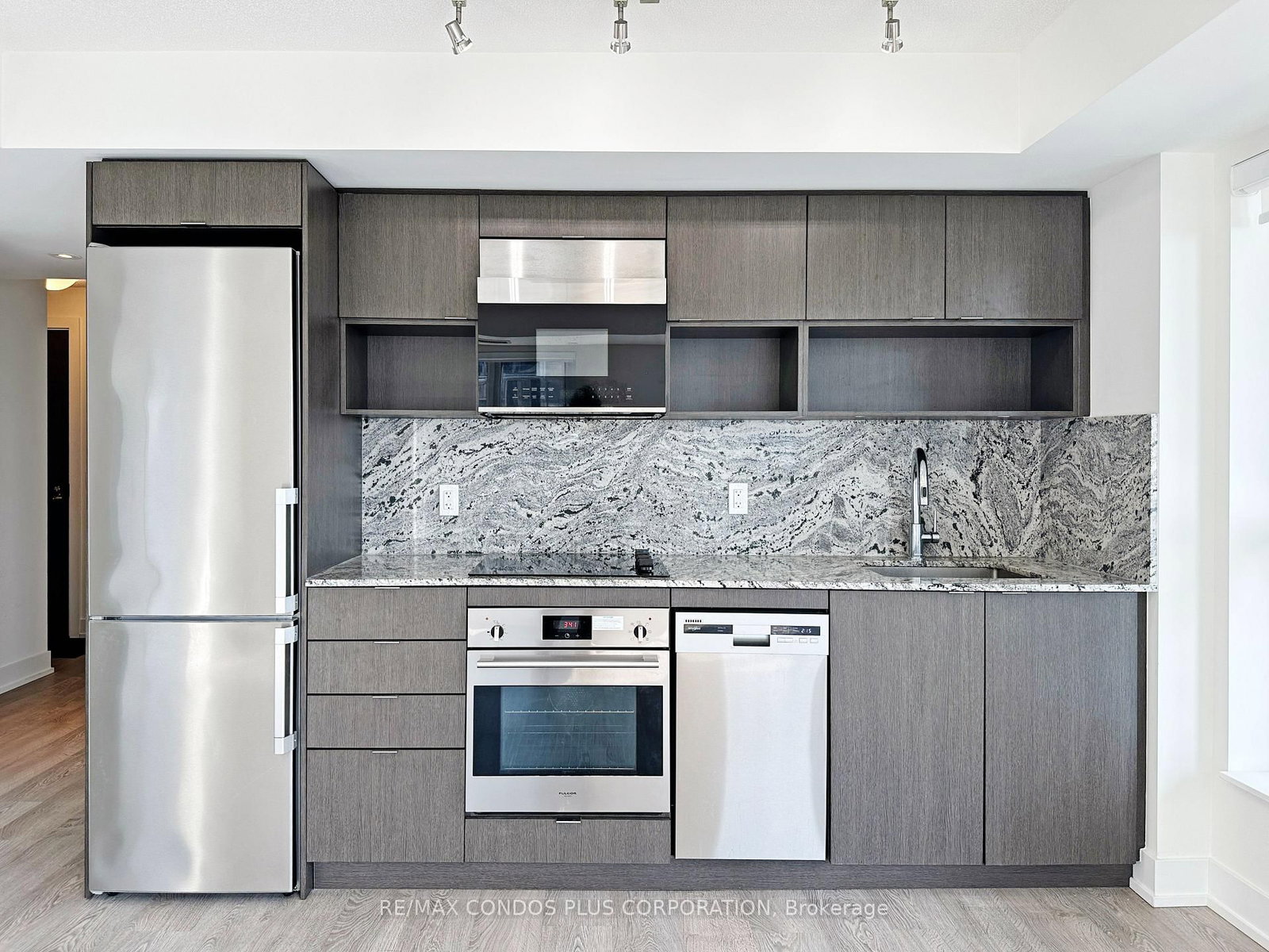 9 Mabelle Avenue • #2623 • Toronto, ON photo 11