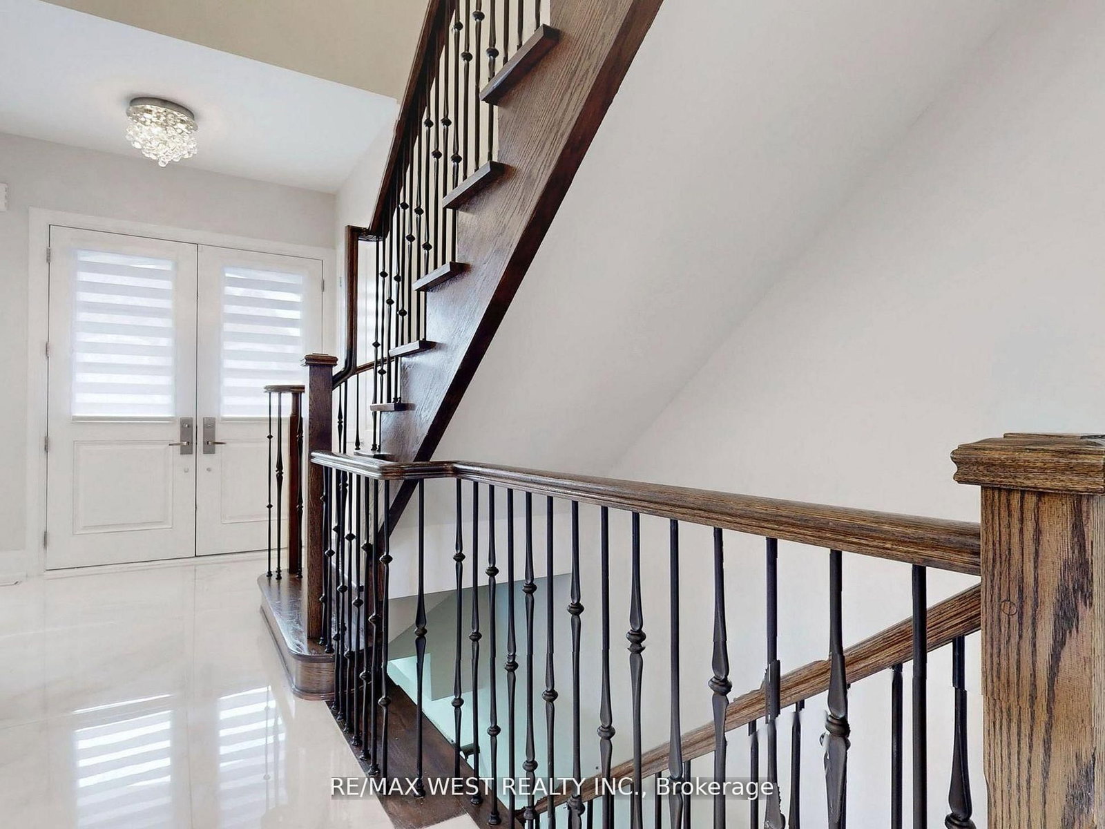 5199 Symphony Court • Mississauga, ON photo 4