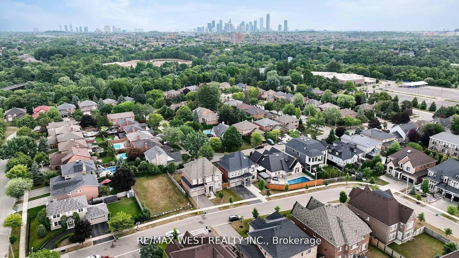 5199 Symphony Court • Mississauga, ON photo 40