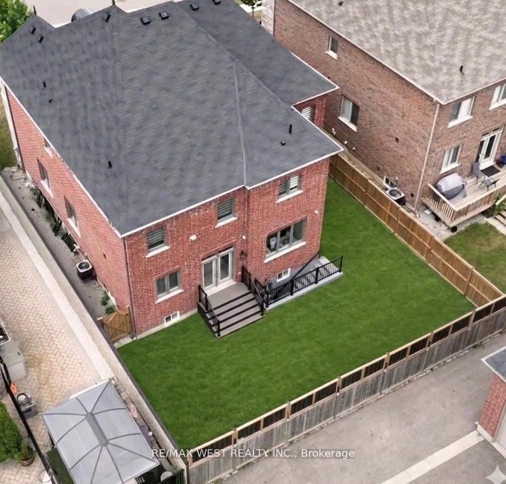 5199 Symphony Court • Mississauga, ON photo 41