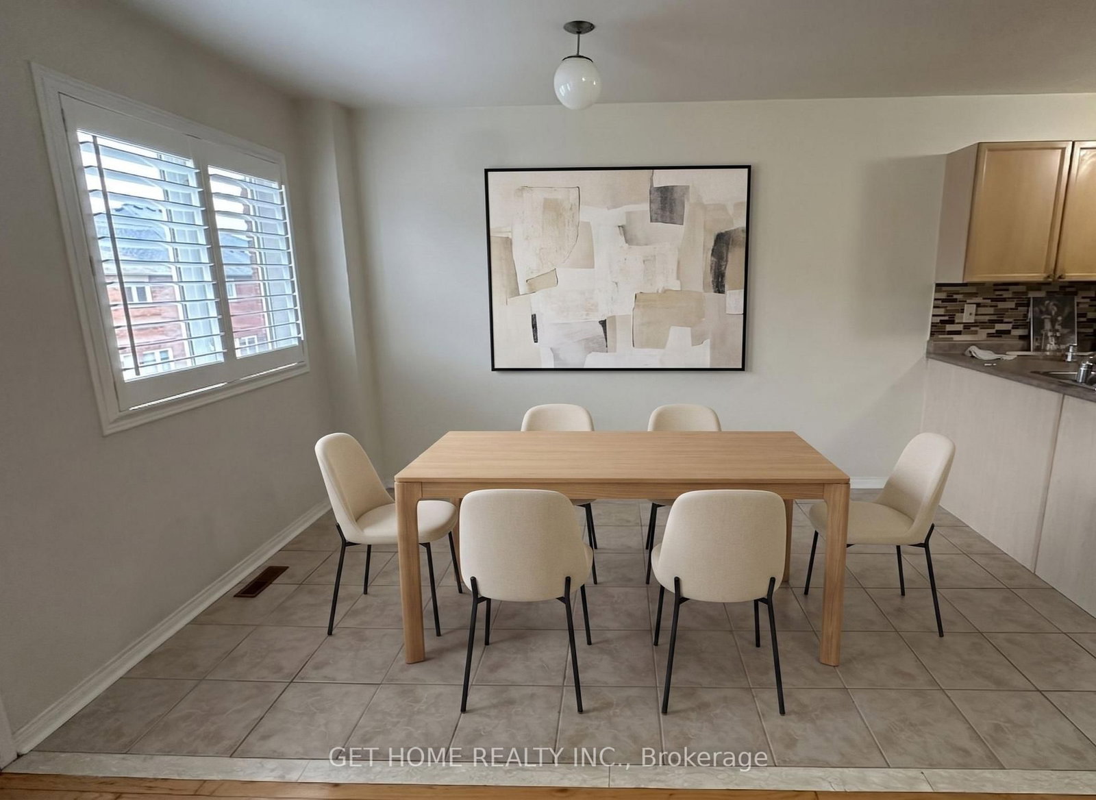 97 San Gabriele Place • Toronto, ON photo 8