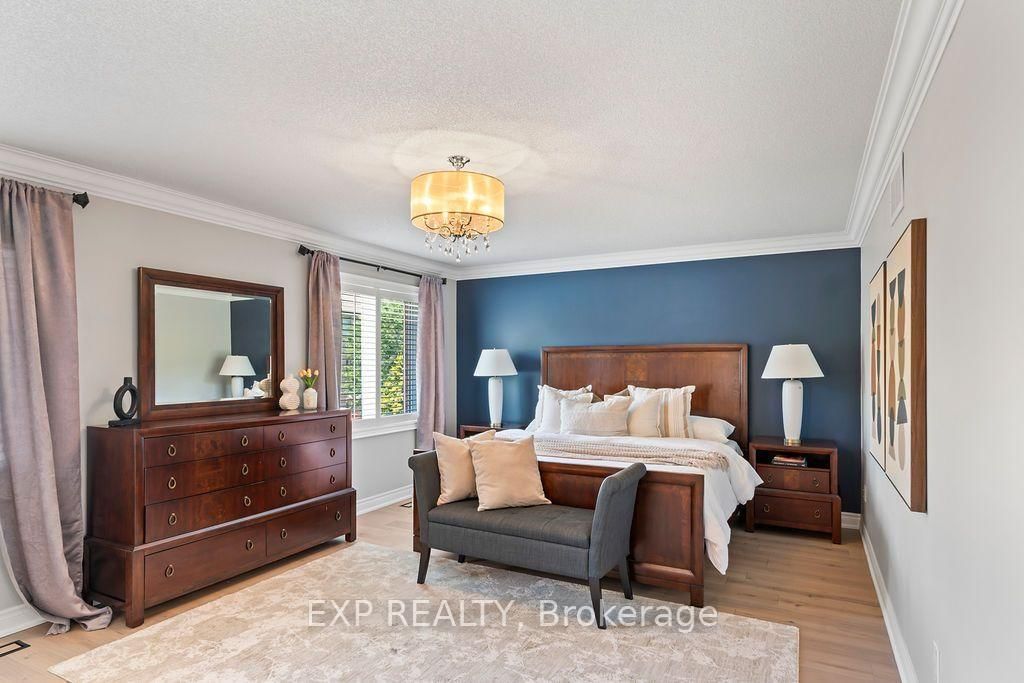 2390 Taylorwood Drive • Oakville, ON photo 23