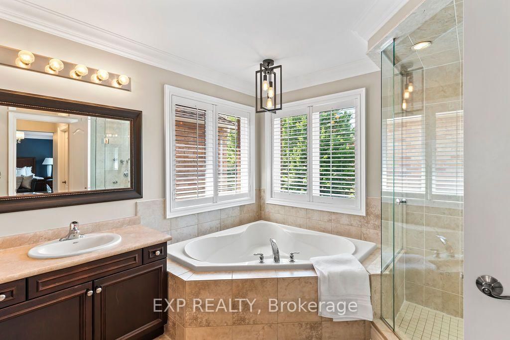 2390 Taylorwood Drive • Oakville, ON photo 27