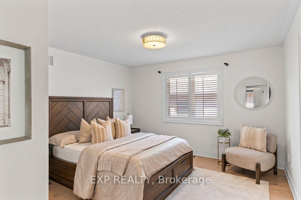 2390 Taylorwood Drive • Oakville, ON photo 29