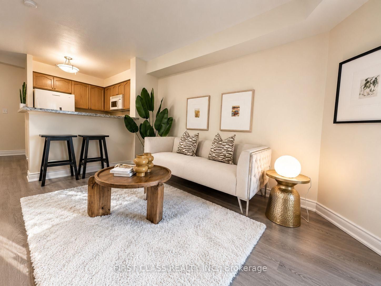 11 Michael Power Place • #715 • Toronto, ON photo 5