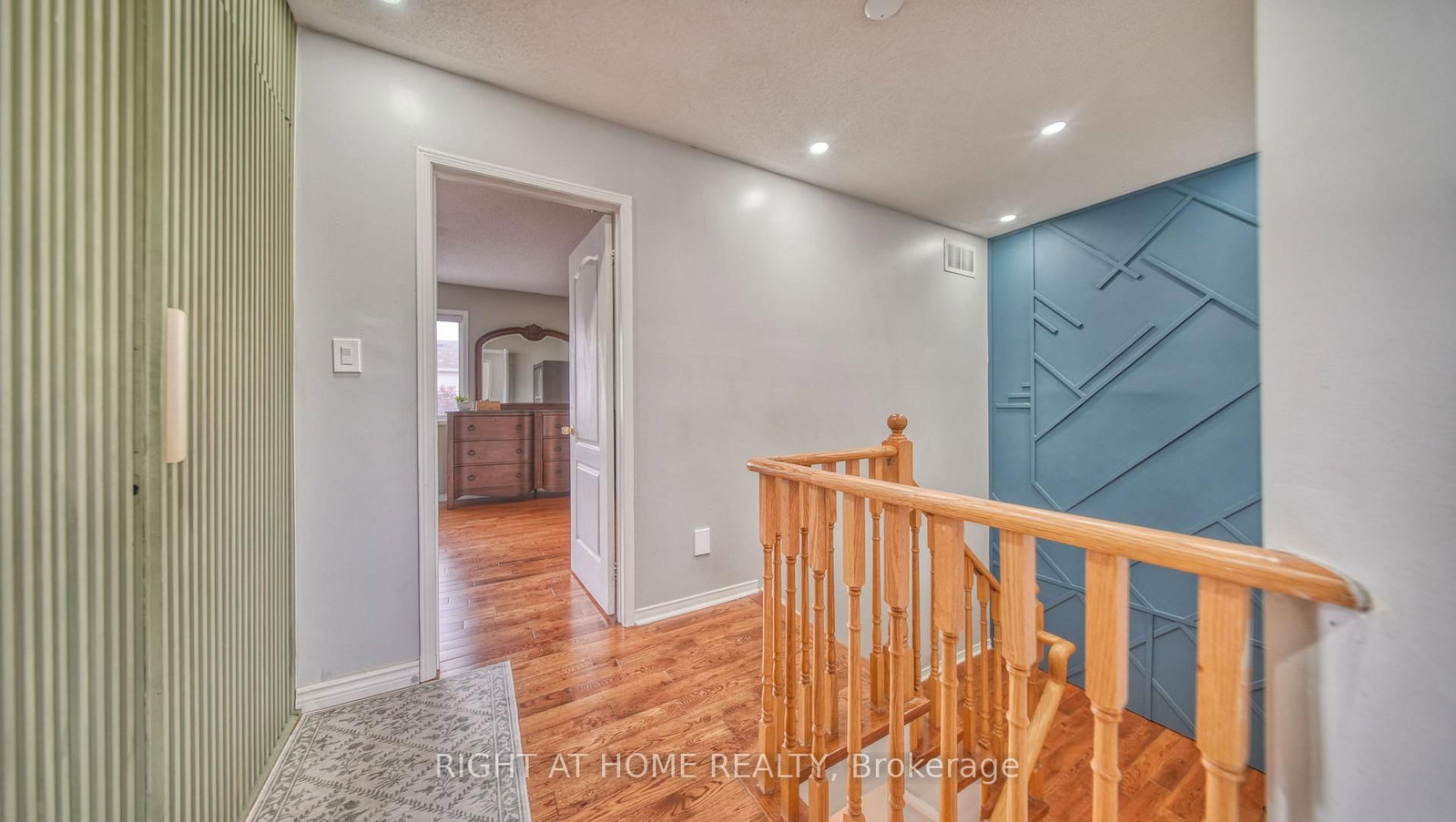 211 Queen Mary Drive • Brampton, ON photo 18
