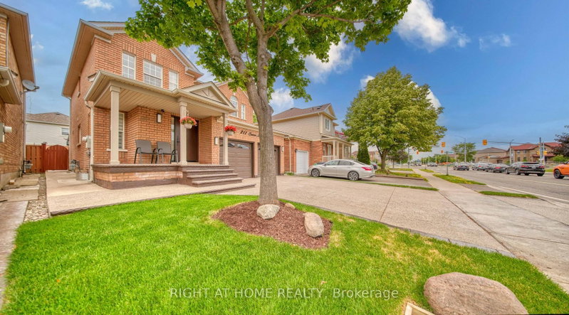 211 Queen Mary Drive