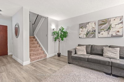1066 Falgarwood Oakville,ON L6H 2P3 — Photo 10