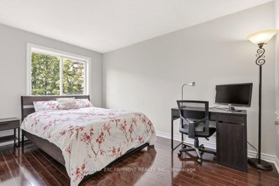 1066 Falgarwood Oakville,ON L6H 2P3 — Photo 15