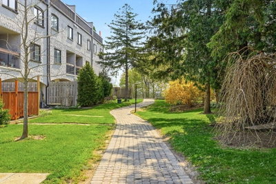 1066 Falgarwood Oakville,ON L6H 2P3 — Photo 17