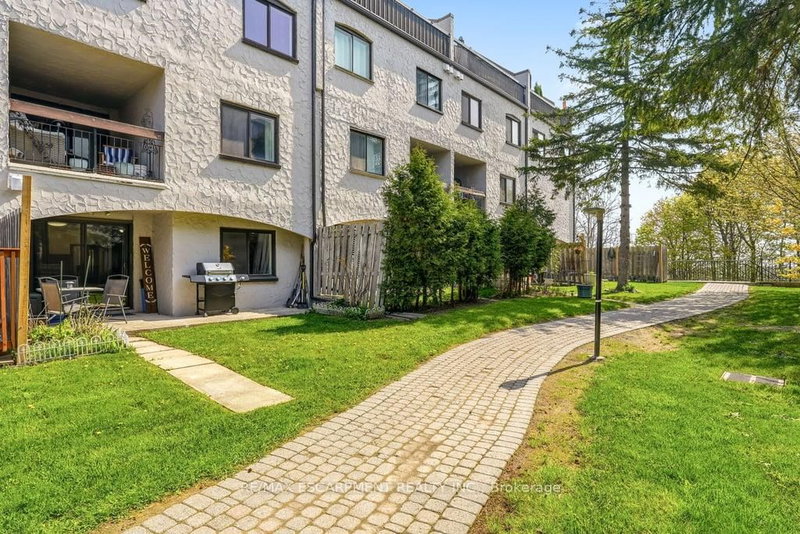 1066 Falgarwood Oakville,ON L6H 2P3 — Photo 18