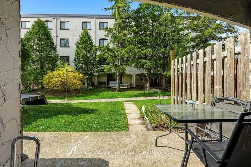1066 Falgarwood Oakville,ON L6H 2P3 — Photo 19