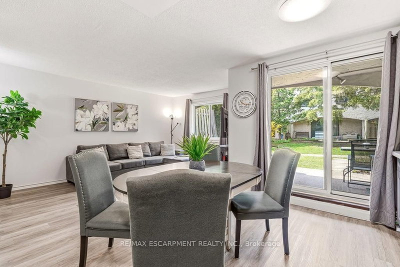 1066 Falgarwood Oakville,ON L6H 2P3 — Photo 7
