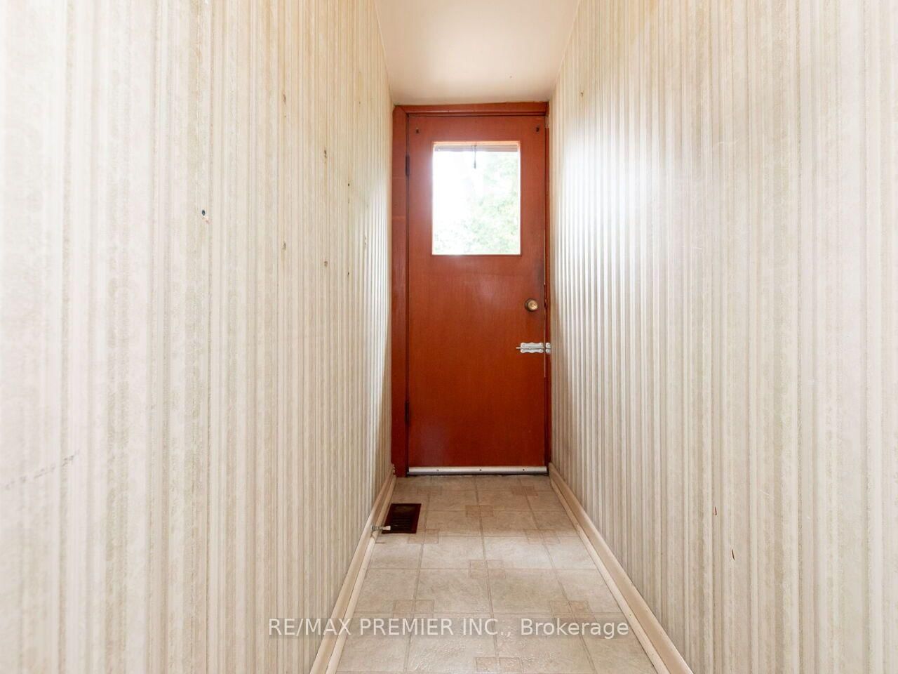 269 Windermere Avenue • Toronto, ON photo 17