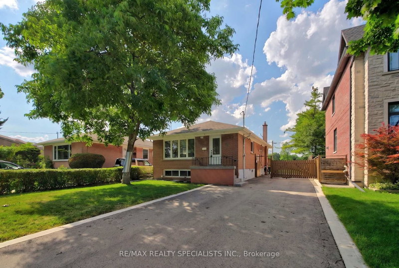 94 Eringate Drive