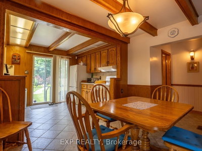 327 Angelene Street — photo 4