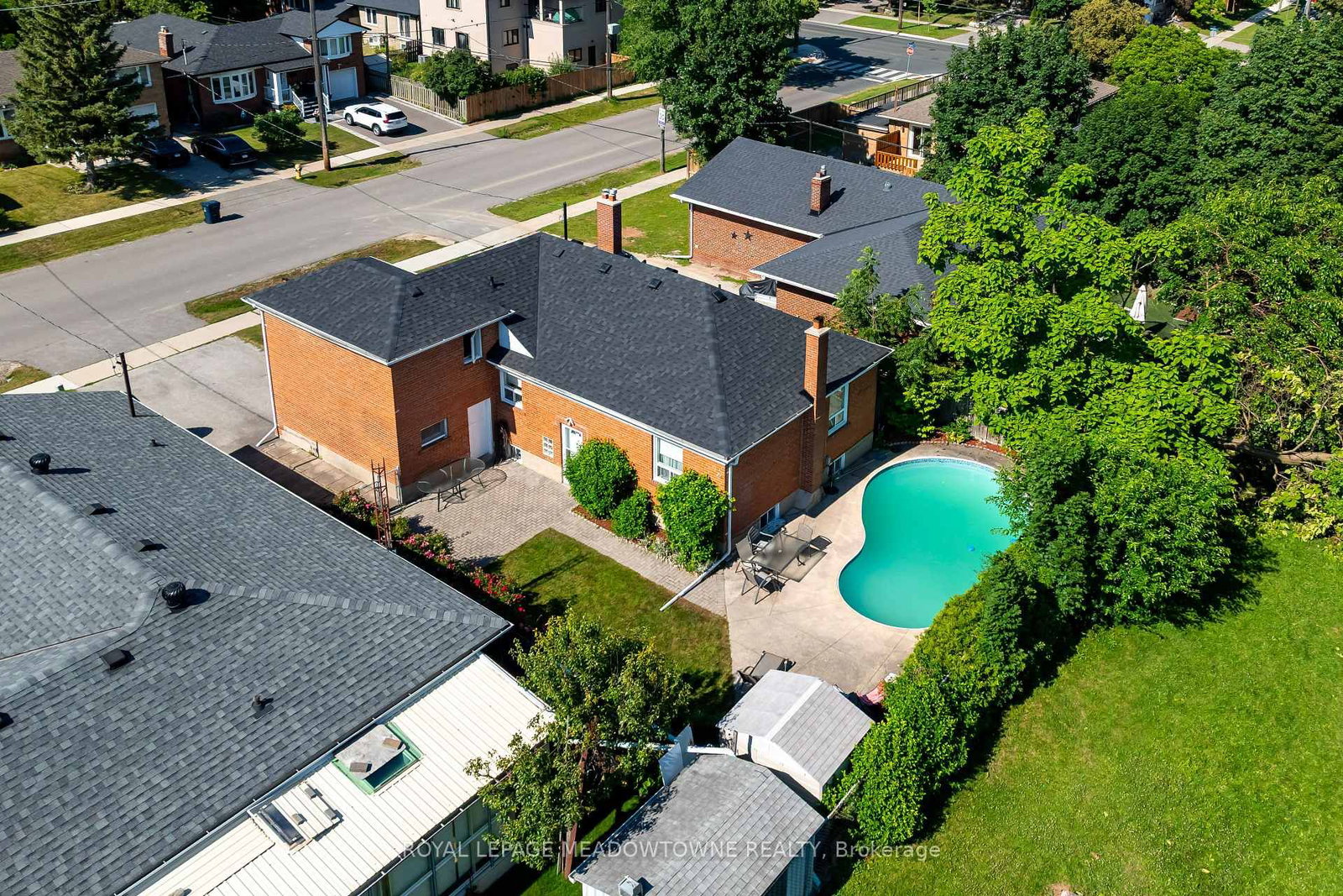 5 Boreal Road • Toronto, ON photo 13