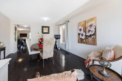 85 Kimborough Hollow • Brampton, ON photo 8