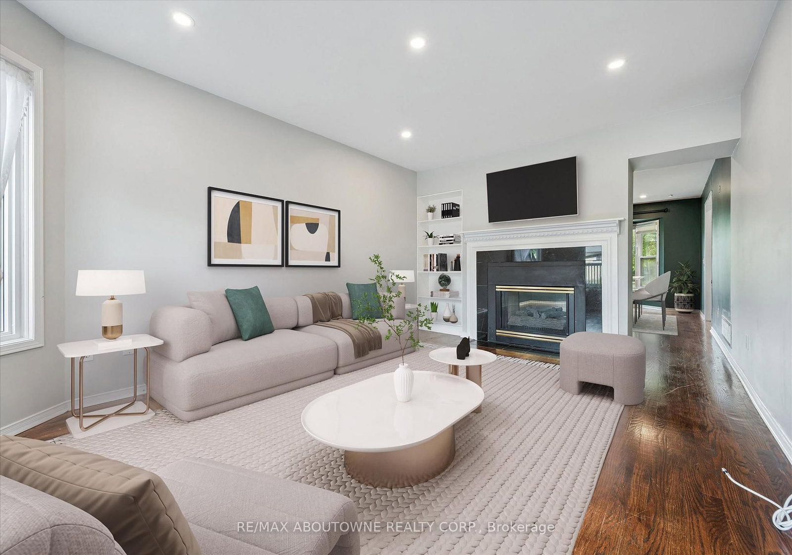 2456 Sixth Line • Oakville, ON photo 10